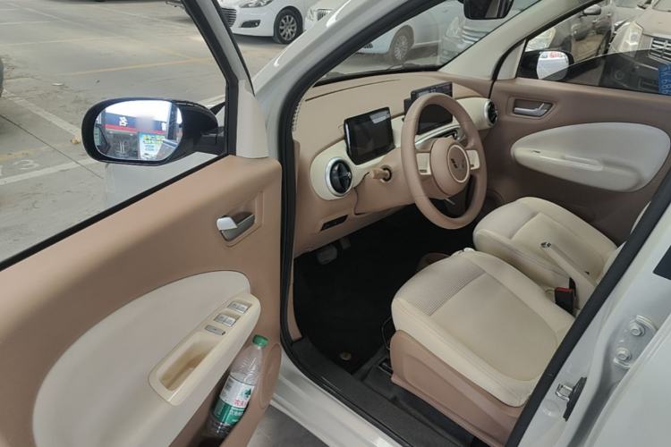 Used Wuling Hongguang MINIEV 2025 Four-Door Version Advanced Edition Driver Seat