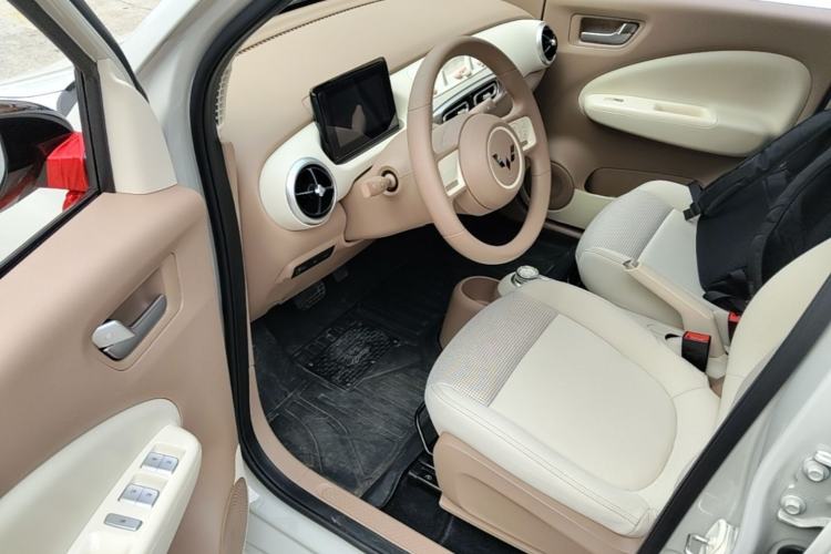 Used Wuling Hongguang MINIEV 2025 Four-Door Version Advanced Edition Driver Seat