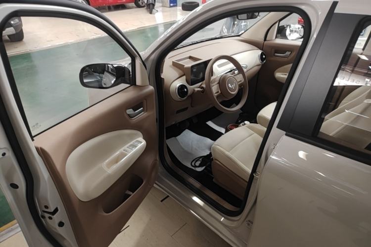 Used Wuling Hongguang MINIEV 2025 Four-Door Version Advanced Edition Driver Seat