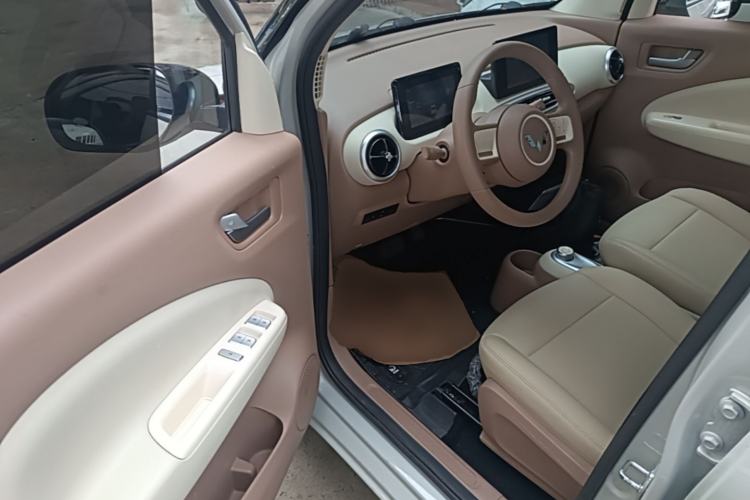 Used Wuling Hongguang MINIEV 2025 Four-Door Version Zhenxiang+ Edition Driver Seat