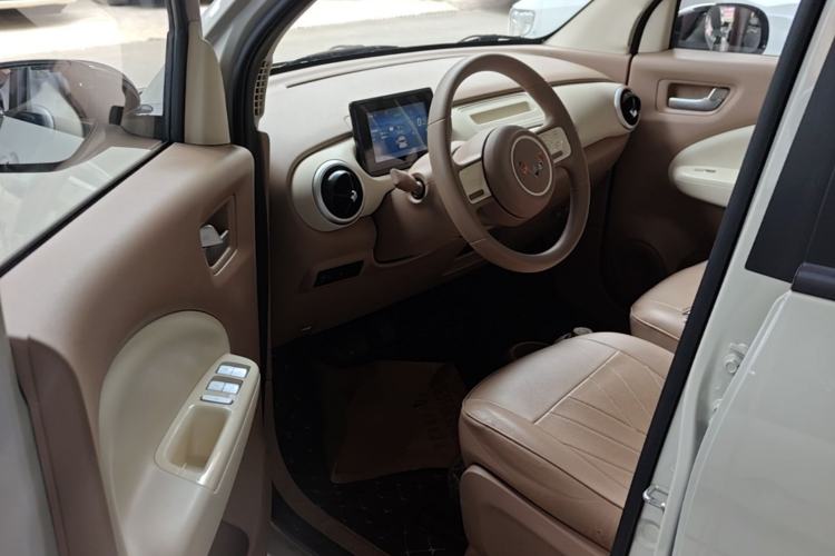 Used Wuling Hongguang MINIEV 2025 Four-Door Version Advanced Edition Driver Seat