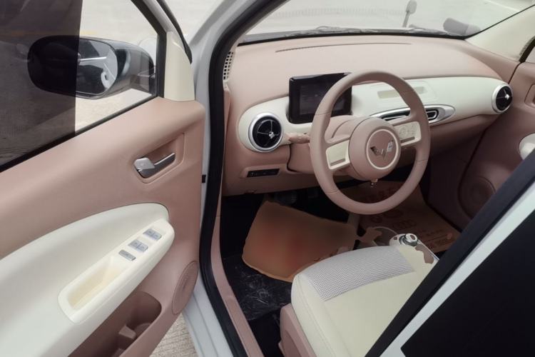 Used Wuling Hongguang MINIEV 2025 Four-Door Version Advanced Edition Driver Seat