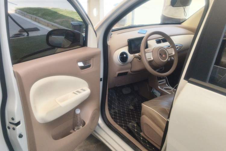 Used Wuling Hongguang MINIEV 2025 Four-Door Version Advanced Edition Driver Seat