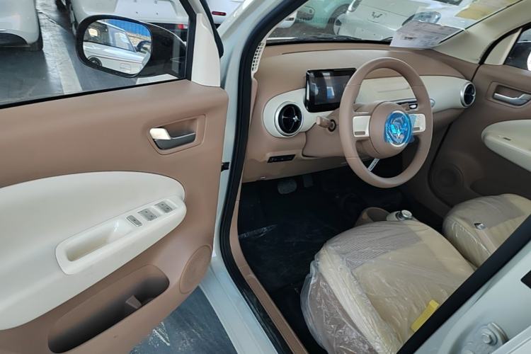 Used Wuling Hongguang MINIEV 2025 Four-Door Version Advanced Edition Driver Seat