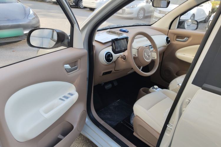 Used Wuling Hongguang MINIEV 2025 Four-Door Version Advanced Edition Driver Seat