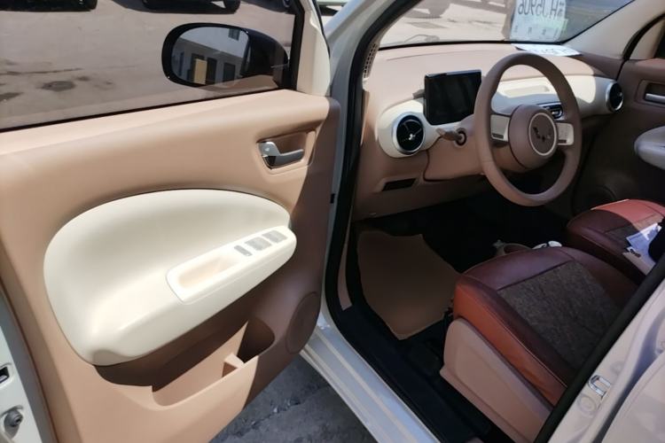 Used Wuling Hongguang MINIEV 2025 Four-Door Version Advanced Edition Driver Seat