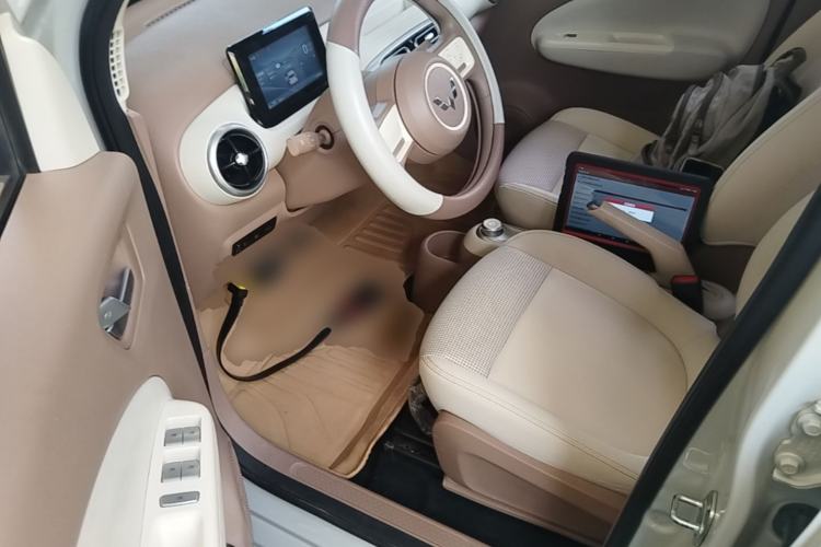 Used Wuling Hongguang MINIEV 2025 Four-Door Version Advanced Edition Driver Seat