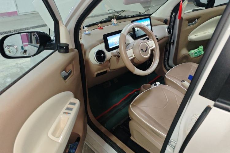 Used Wuling Hongguang MINIEV 2025 Four-Door Version Advanced Edition Driver Seat
