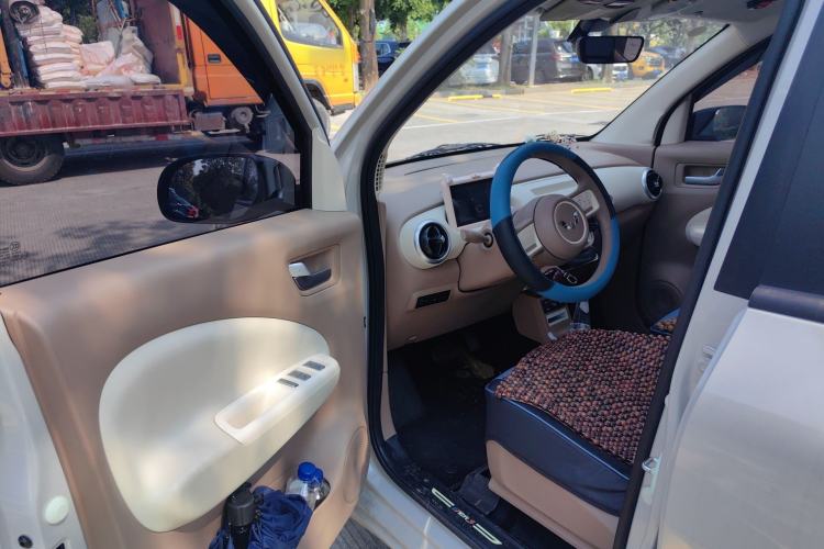Used Wuling Hongguang MINIEV 2025 Four-Door Version Advanced Edition Driver Seat