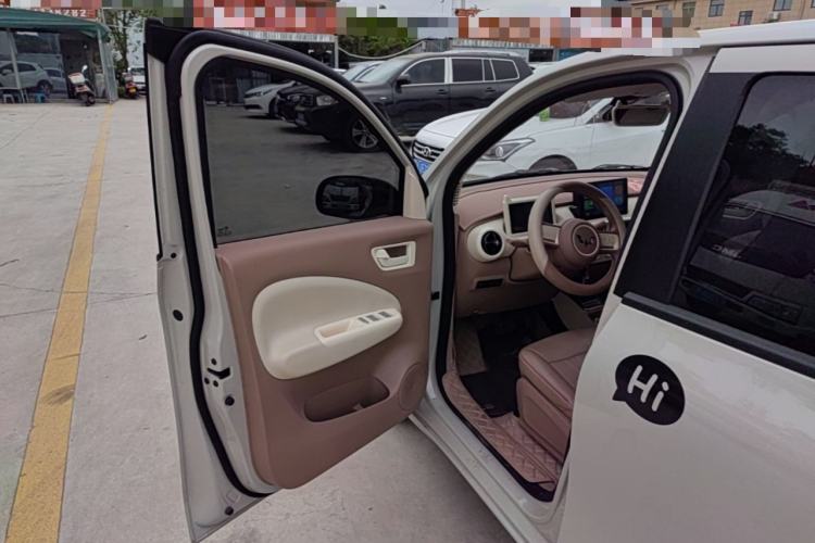 Used Wuling Hongguang MINIEV 2025 Four-Door Version Advanced Edition Driver Seat