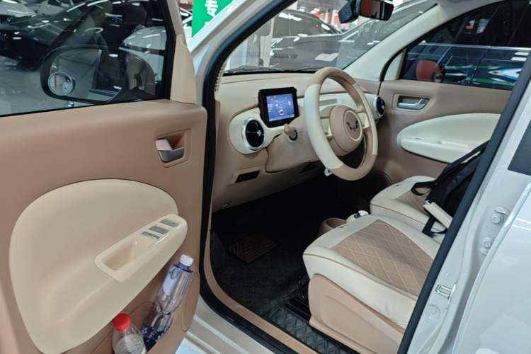 Used Wuling Hongguang MINIEV 2025 Four-Door Version 301km Zhenxiang+ Model Driver Seat