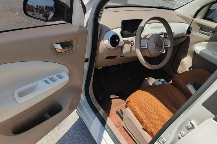 Used Wuling Hongguang MINIEV 2025 Four-Door Version Advanced Edition Driver Seat