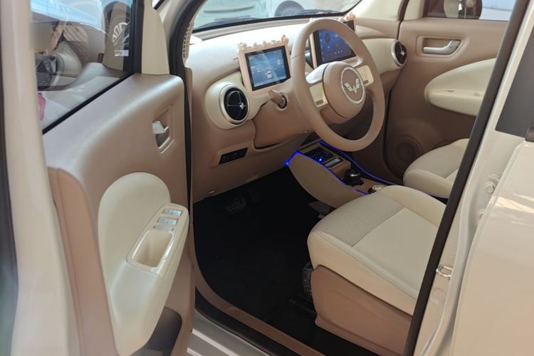 Used Wuling Hongguang MINIEV 2025 Four-Door Version Zhenxiang+ Edition Driver Seat