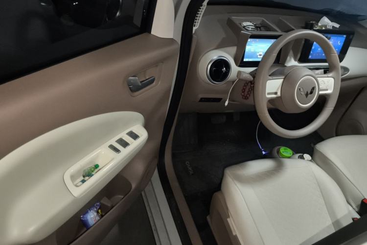 Used Wuling Hongguang MINIEV 2025 Four-Door Version Zhenxiang+ Edition Driver Seat
