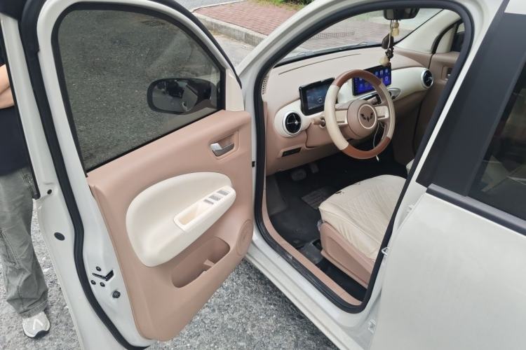 Used Wuling Hongguang MINIEV 2025 Four-Door Version Advanced Edition Driver Seat