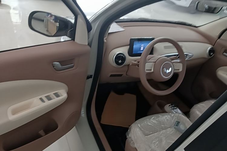 Used Wuling Hongguang MINIEV 2025 Four-Door Version Advanced Edition Driver Seat