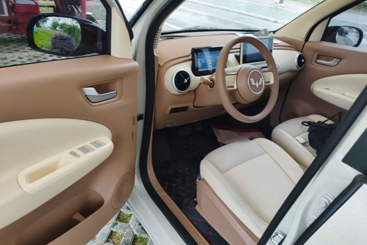 Used Wuling Hongguang MINIEV 2025 Four-Door Version Zhenxiang+ Edition Driver Seat
