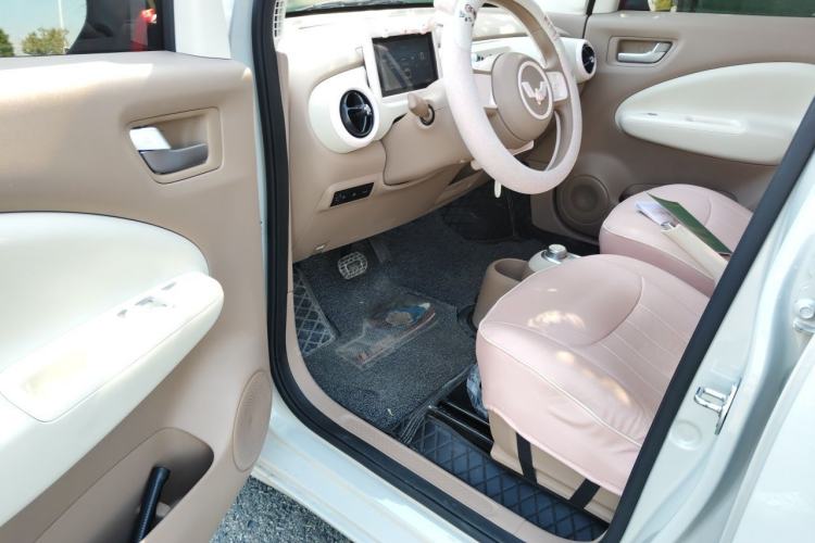 Used Wuling Hongguang MINIEV 2025 Four-Door Version Advanced Edition Driver Seat