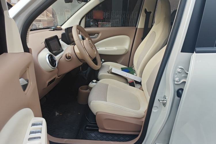 Used Wuling Hongguang MINIEV 2025 Four-Door Version Advanced Edition Driver Seat