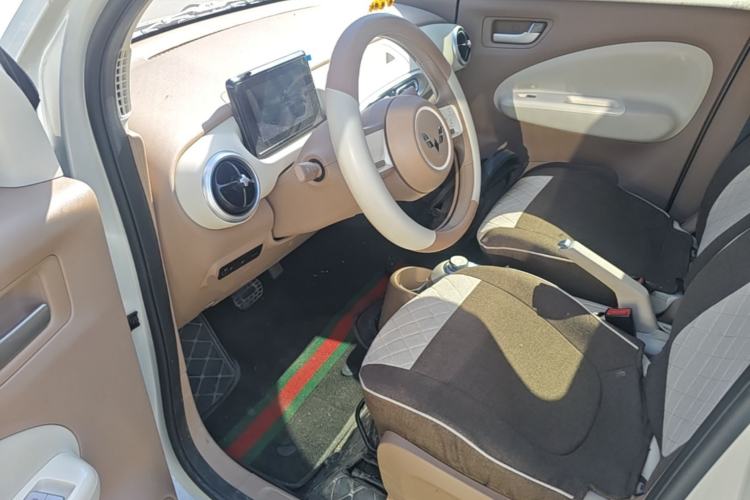 Used Wuling Hongguang MINIEV 2025 Four-Door Version Advanced Edition Driver Seat