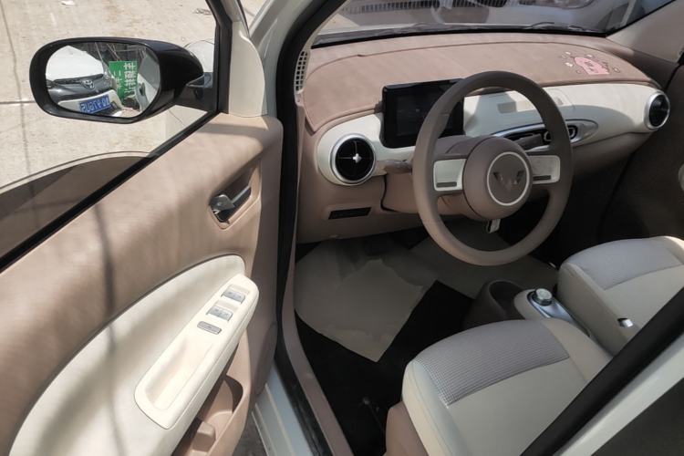Used Wuling Hongguang MINIEV 2025 Four-Door Version Advanced Edition Driver Seat