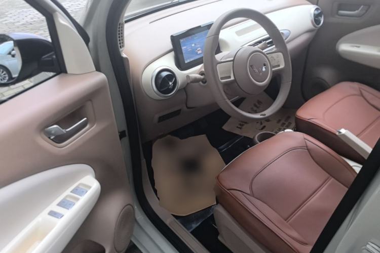 Used Wuling Hongguang MINIEV 2025 Four-Door Version Advanced Edition Driver Seat