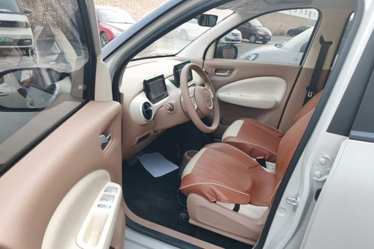 Used Wuling Hongguang MINIEV 2025 Four-Door Version Zhenxiang+ Edition Driver Seat