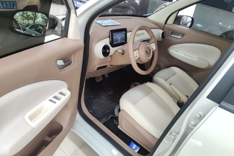 Used Wuling Hongguang MINIEV 2025 Four-Door Version Advanced Edition Driver Seat