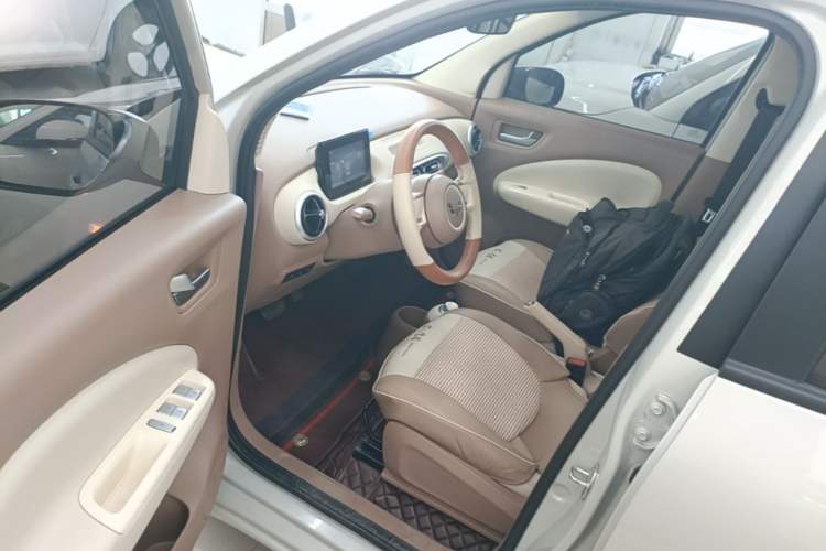 Used Wuling Hongguang MINIEV 2025 Four-Door Version Advanced Edition Driver Seat