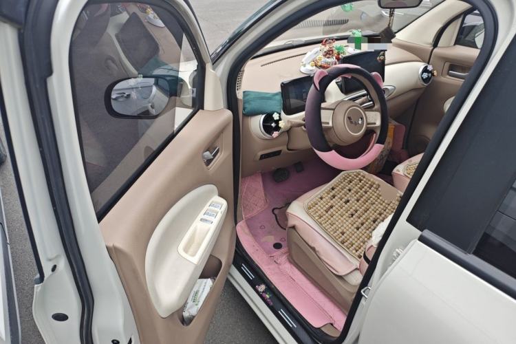 Used Wuling Hongguang MINIEV 2025 Four-Door Version Advanced Edition Driver Seat