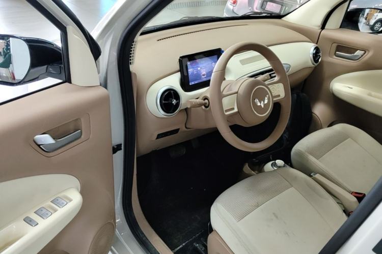 Used Wuling Hongguang MINIEV 2025 Four-Door Version Advanced Edition Driver Seat