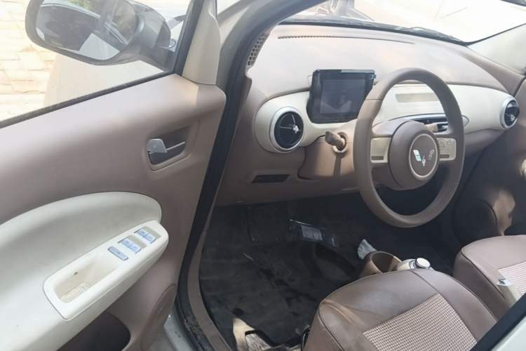 Used Wuling Hongguang MINIEV 2025 Four-Door Version Advanced Edition Driver Seat