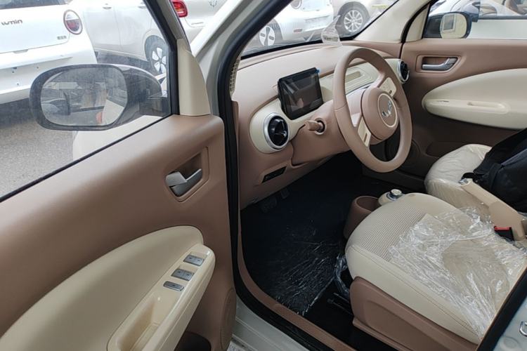 Used Wuling Hongguang MINIEV 2025 Four-Door Version Advanced Edition Driver Seat