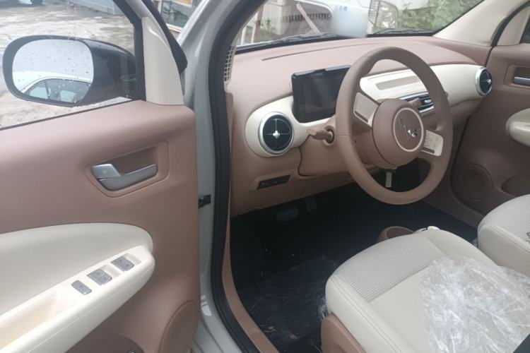 Used Wuling Hongguang MINIEV 2025 Four-Door Version Advanced Edition Driver Seat