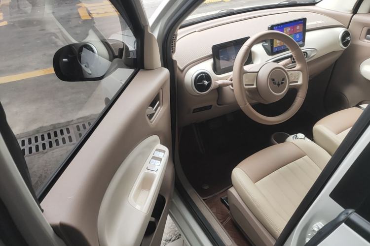 Used Wuling Hongguang MINIEV 2025 Four-Door Version Advanced Edition Driver Seat