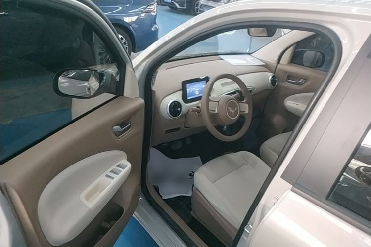 Used Wuling Hongguang MINIEV 2025 Four-Door Version Advanced Edition Driver Seat