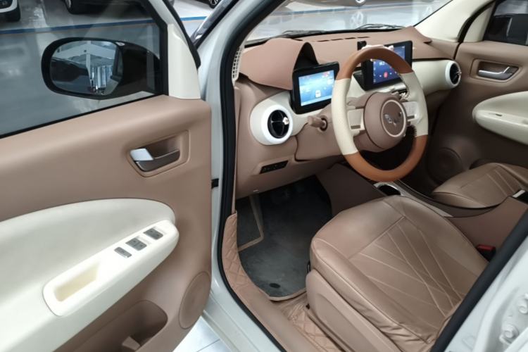 Used Wuling Hongguang MINIEV 2025 Four-Door Version Zhenxiang+ Edition Driver Seat