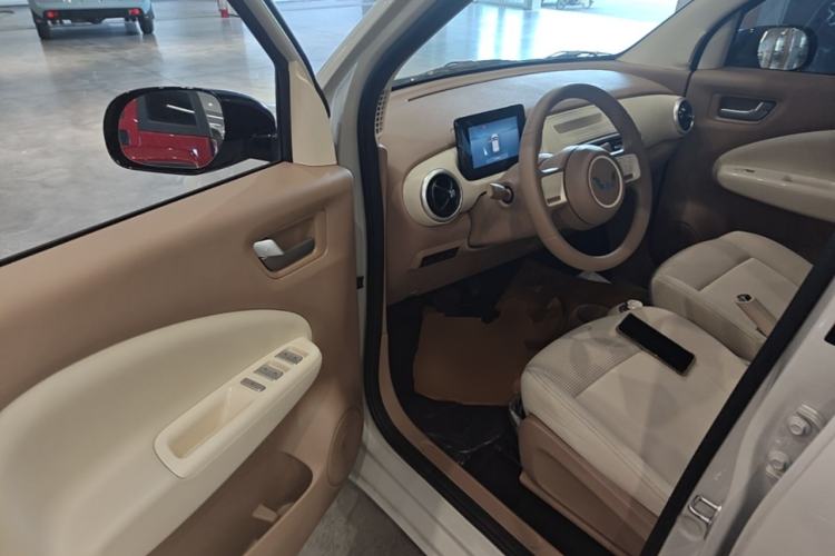 Used Wuling Hongguang MINIEV 2025 Four-Door Version Advanced Edition Driver Seat