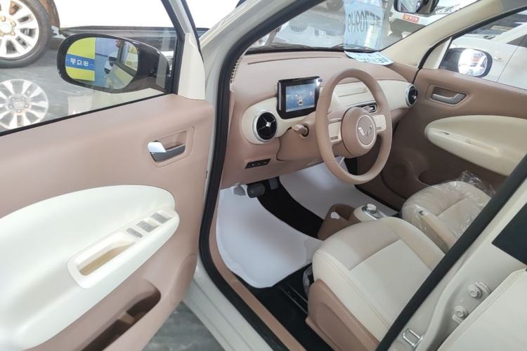 Used Wuling Hongguang MINIEV 2025 Four-Door Version Advanced Edition Driver Seat