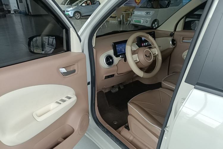 Used Wuling Hongguang MINIEV 2025 Four-Door Version Advanced Edition Driver Seat