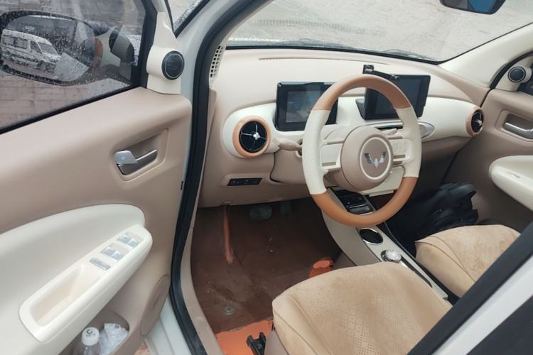 Used Wuling Hongguang MINIEV 2025 Four-Door Version Zhenxiang+ Edition Driver Seat