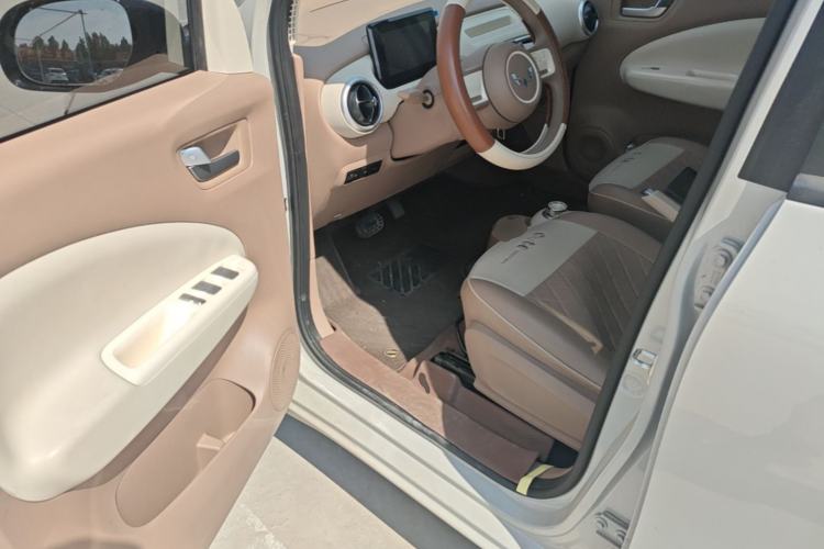 Used Wuling Hongguang MINIEV 2025 Four-Door Version Advanced Edition Driver Seat