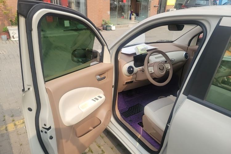 Used Wuling Hongguang MINIEV 2025 Four-Door Version Advanced Edition Driver Seat