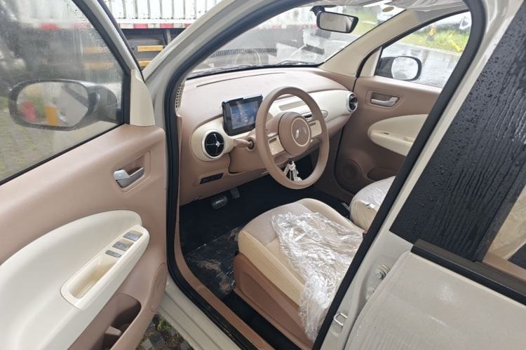 Used Wuling Hongguang MINIEV 2025 Four-Door Version Advanced Edition Driver Seat