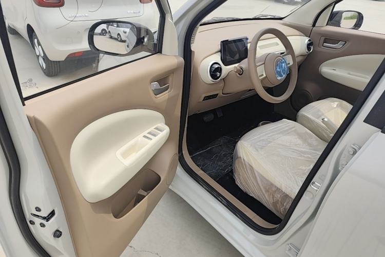 Used Wuling Hongguang MINIEV 2025 Four-Door Version Advanced Edition Driver Seat