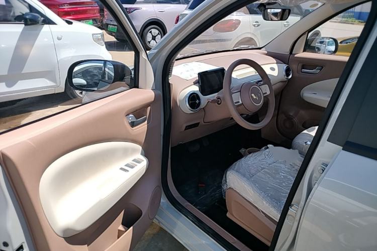 Used Wuling Hongguang MINIEV 2025 Four-Door Version Advanced Edition Driver Seat