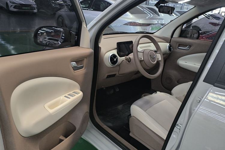 Used Wuling Hongguang MINIEV 2025 Four-Door Version Advanced Edition Driver Seat