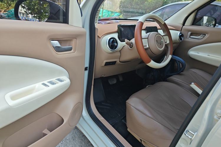 Used Wuling Hongguang MINIEV 2025 Four-Door Version Advanced Edition Driver Seat