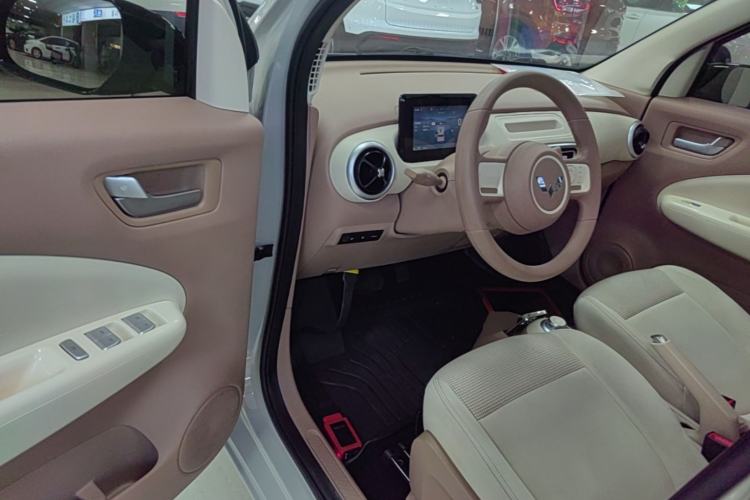 Used Wuling Hongguang MINIEV 2025 Four-Door Version Advanced Edition Driver Seat