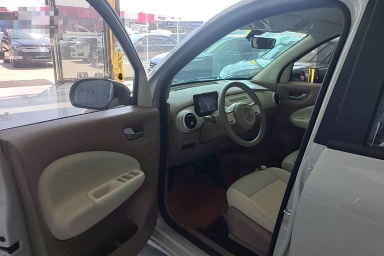 Used Wuling Hongguang MINIEV 2025 Four-Door Version Advanced Edition Driver Seat